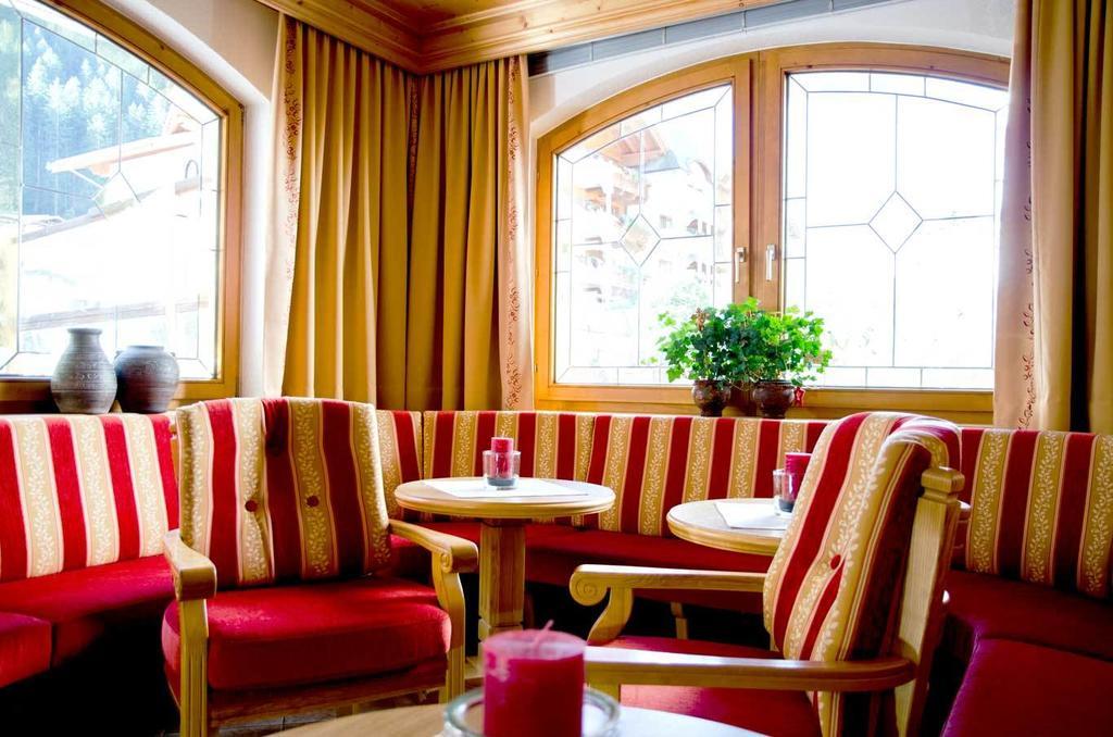 Hotel Garni Maria Theresia Ischgl Esterno foto