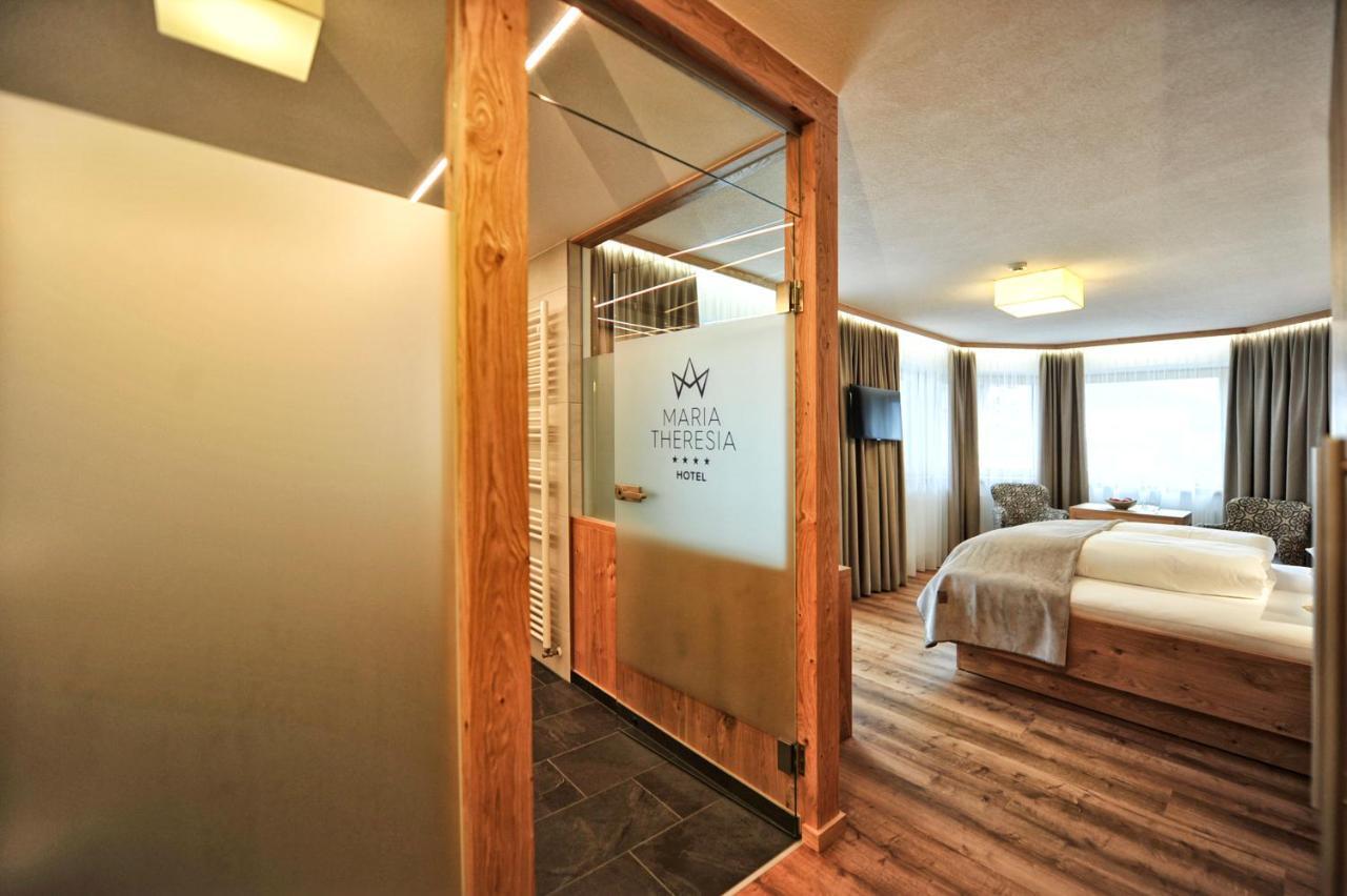 Hotel Garni Maria Theresia Ischgl Esterno foto