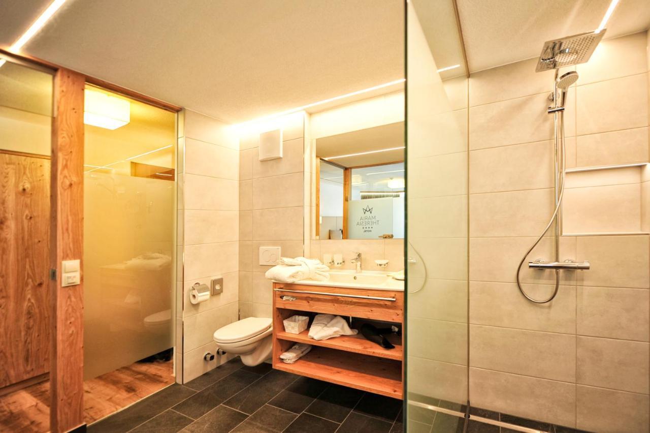 Hotel Garni Maria Theresia Ischgl Esterno foto